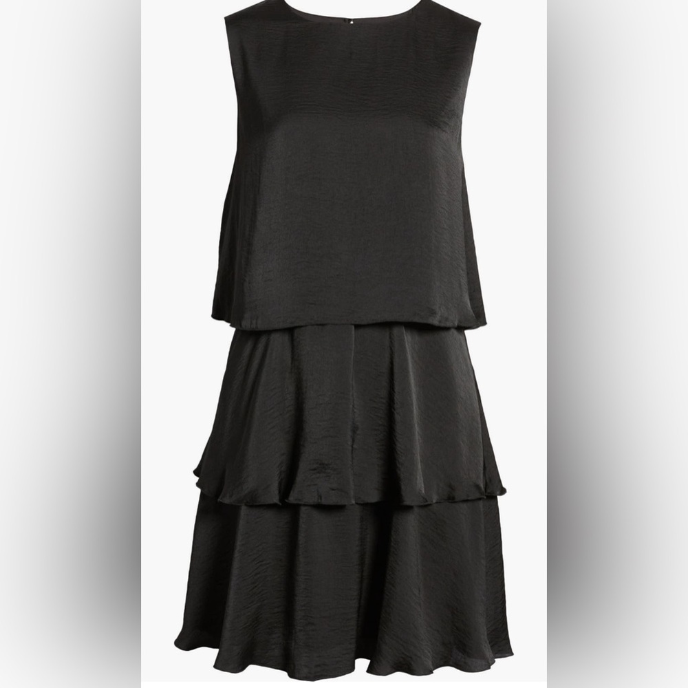 Elegant Black Tiered Shift Dress